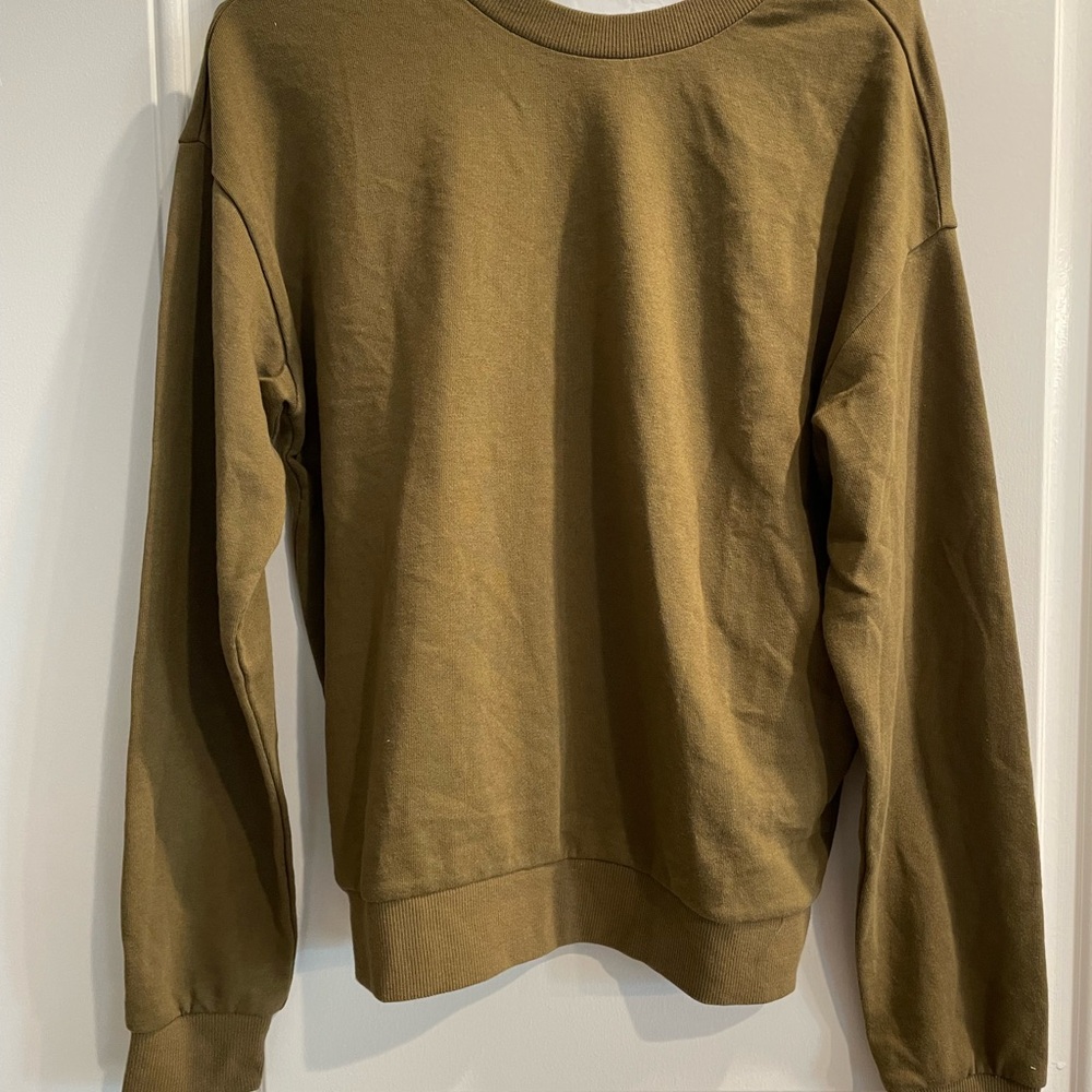 Women’s Olive Sweater